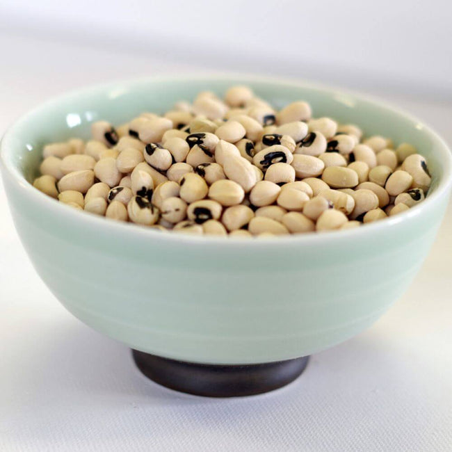 Rainy Day Foods Blackeye Beans 5 Gallon 31 lb. Super Pail - 167 Servings