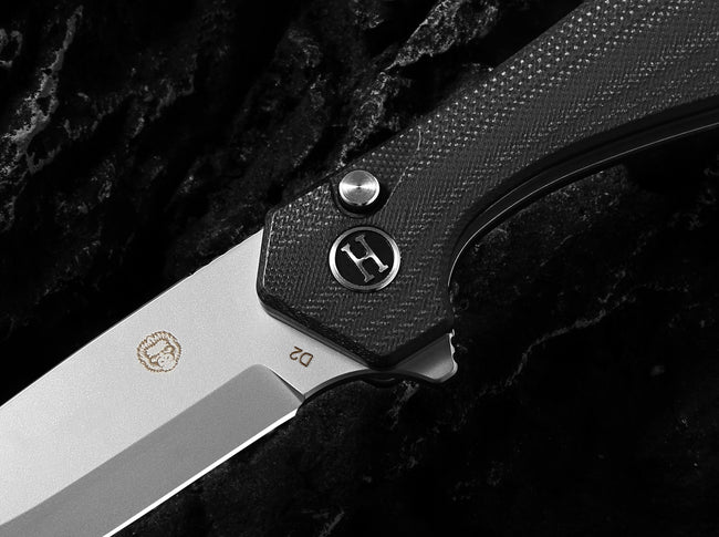 The Vector Folding Pocket Knife Giftset for Men and Women (Black and Silver)
