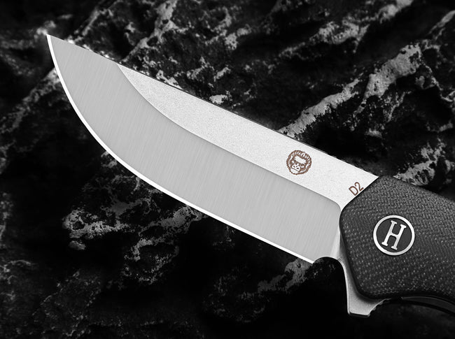 The Pathfinder Folding Pocket Knife Giftset for Men and Women (Black and Silver)