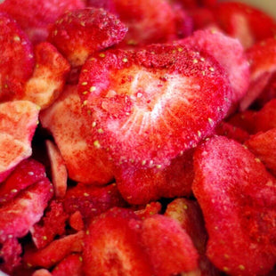 Rainy Day Foods Freeze-Dried Sliced Strawberries 6 oz. #10 Can - 24 Servings