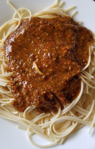Rainy Day Foods Dehydrated Instant Roasted Red Bell Pepper Pesto Sauce 12 oz. #2.5 Can - 31 Servings