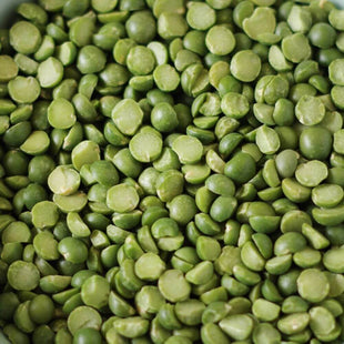 Rainy Day Foods Split Green Peas 50 lb. Bag - 252 Servings